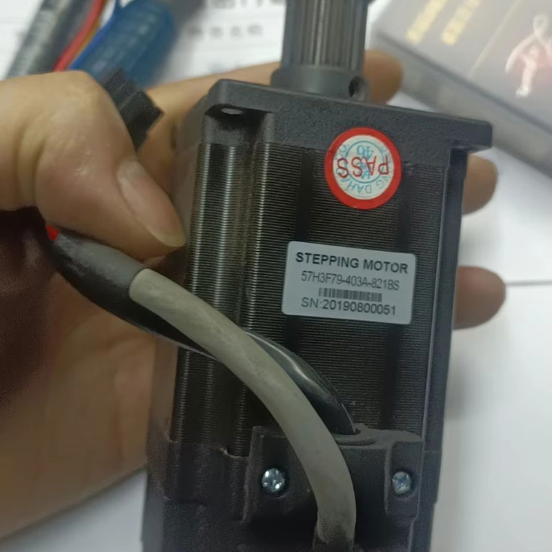 DAHAO Motor 57H3F79-403A-821BS gesloten loop A15 X Axis Chinese Embroidery Machine EDH03-57H3F79-403A-821BS