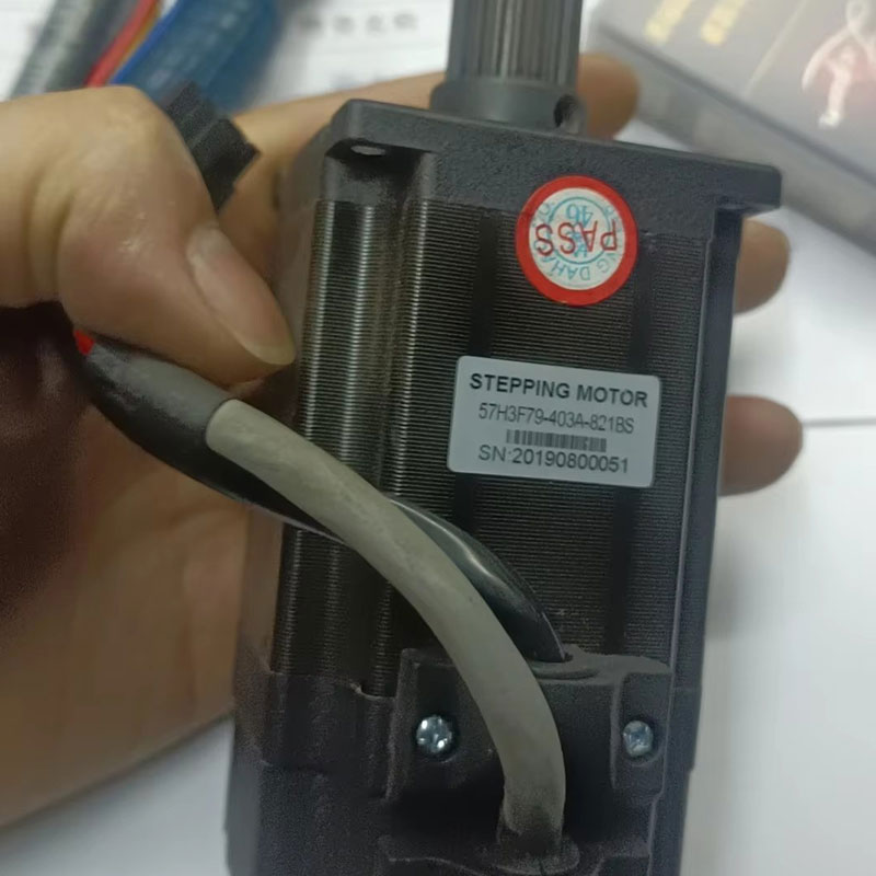 DAHAO Motor 57H3F79-403A-821BS gesloten loop A15 X Axis Chinese Embroidery Machine EDH03-57H3F79-403A-821BS